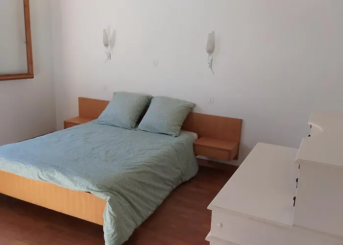 Manosque: Maison En Provence Avec Superbe Vue