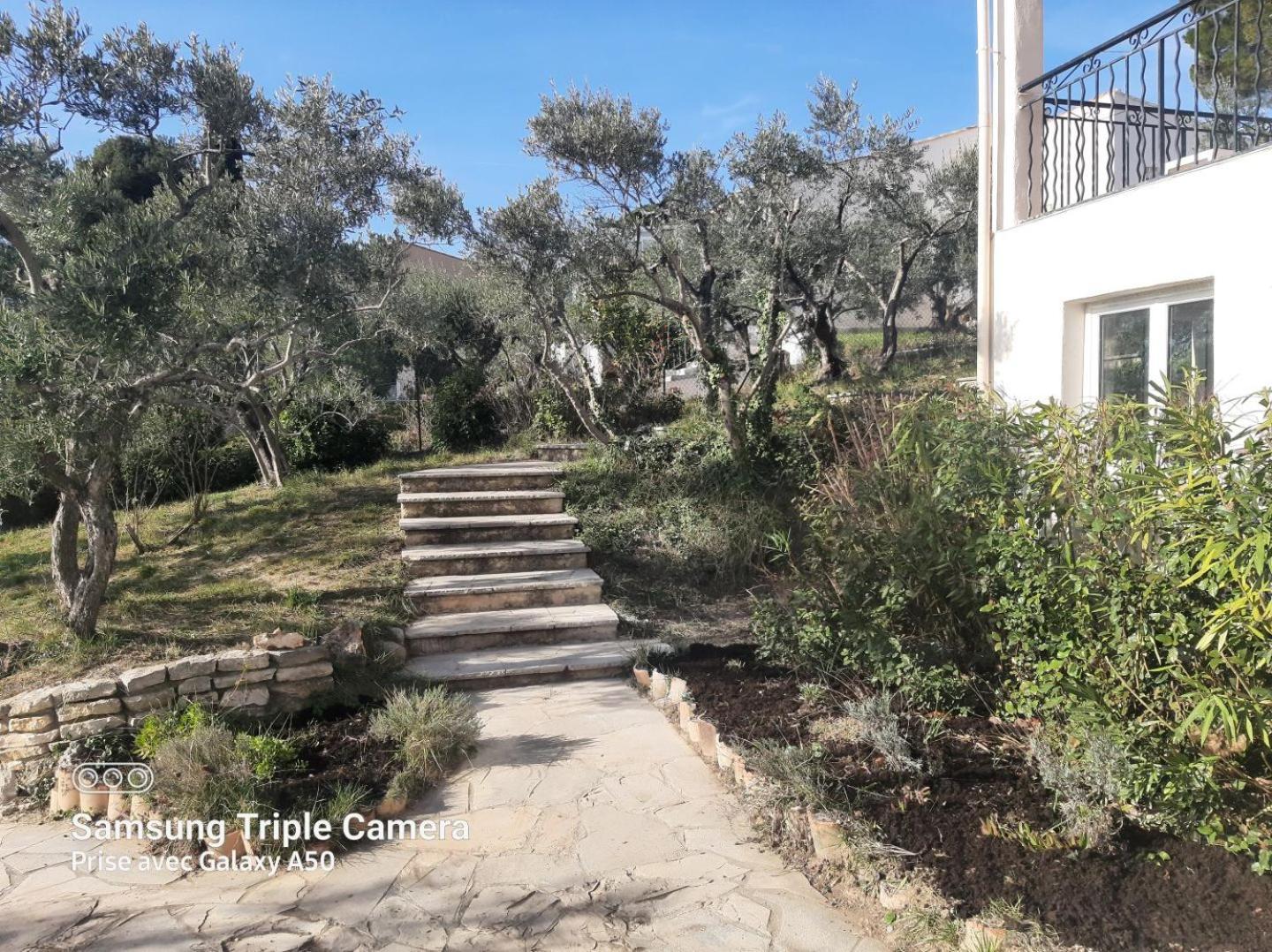 Manosque: Maison En Provence Avec Superbe Vue Villa *